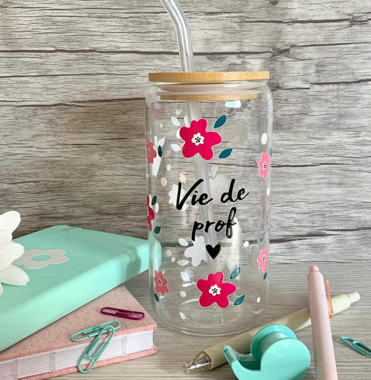 Verre canette avec paille