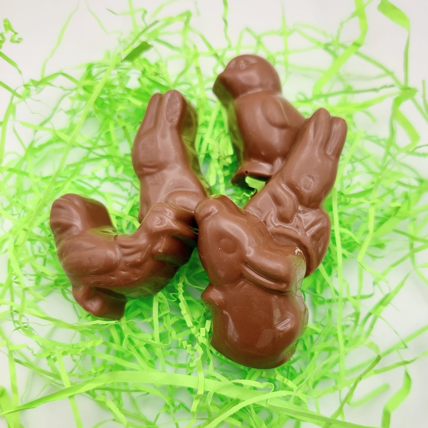 Chocolate violin filled with 7 chocolates