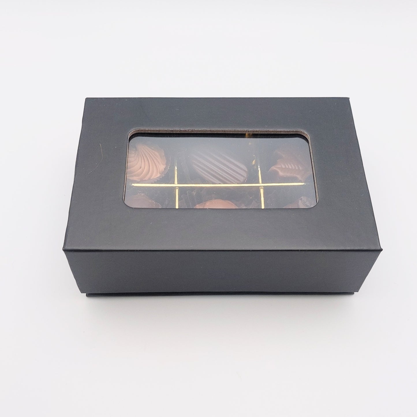Boîte de 6 chocolats à couvercle magnétique