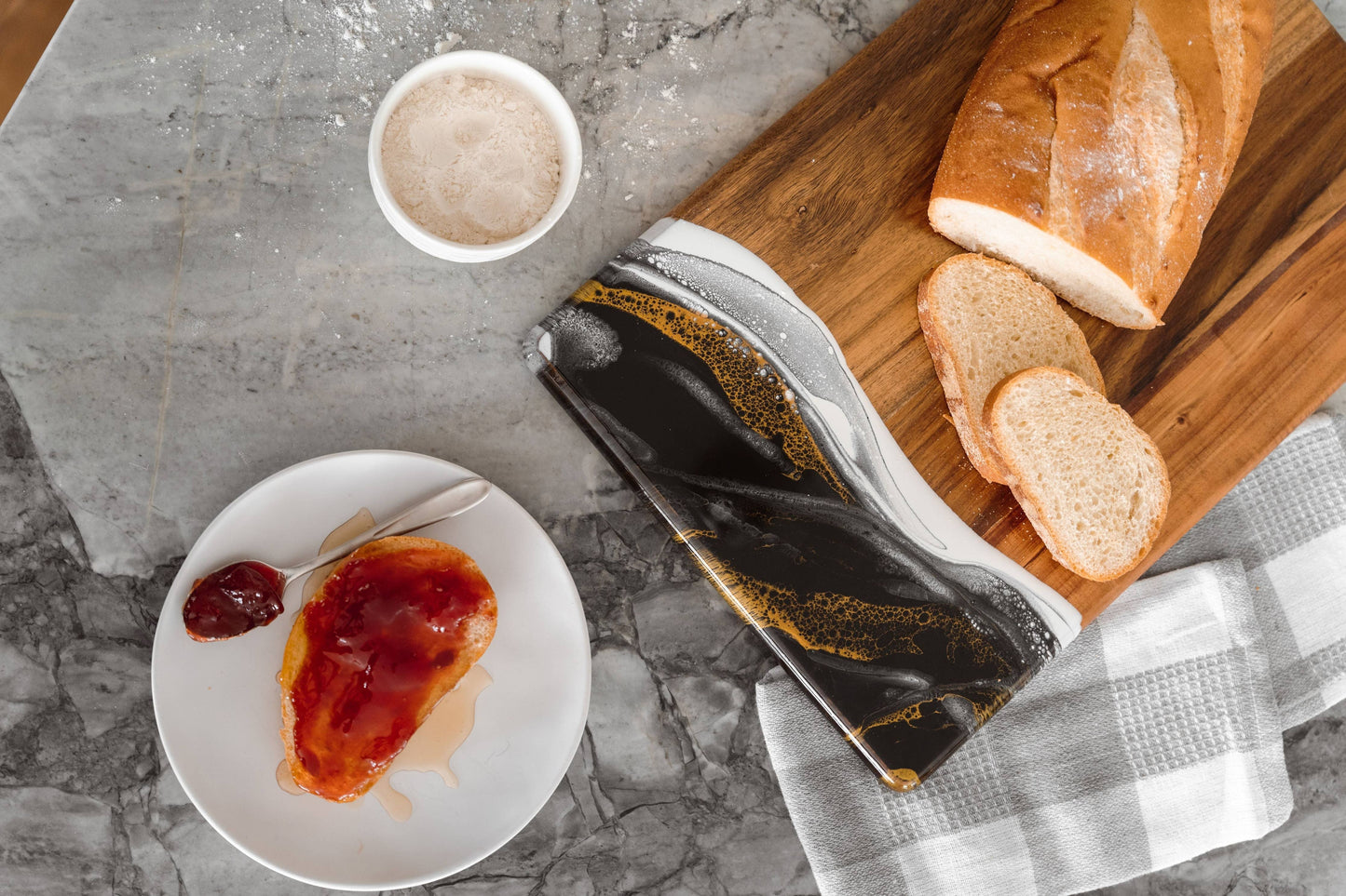 Planches à charcuterie en acacia en fin de série ! Profitez de 50 % de réduction !!!
