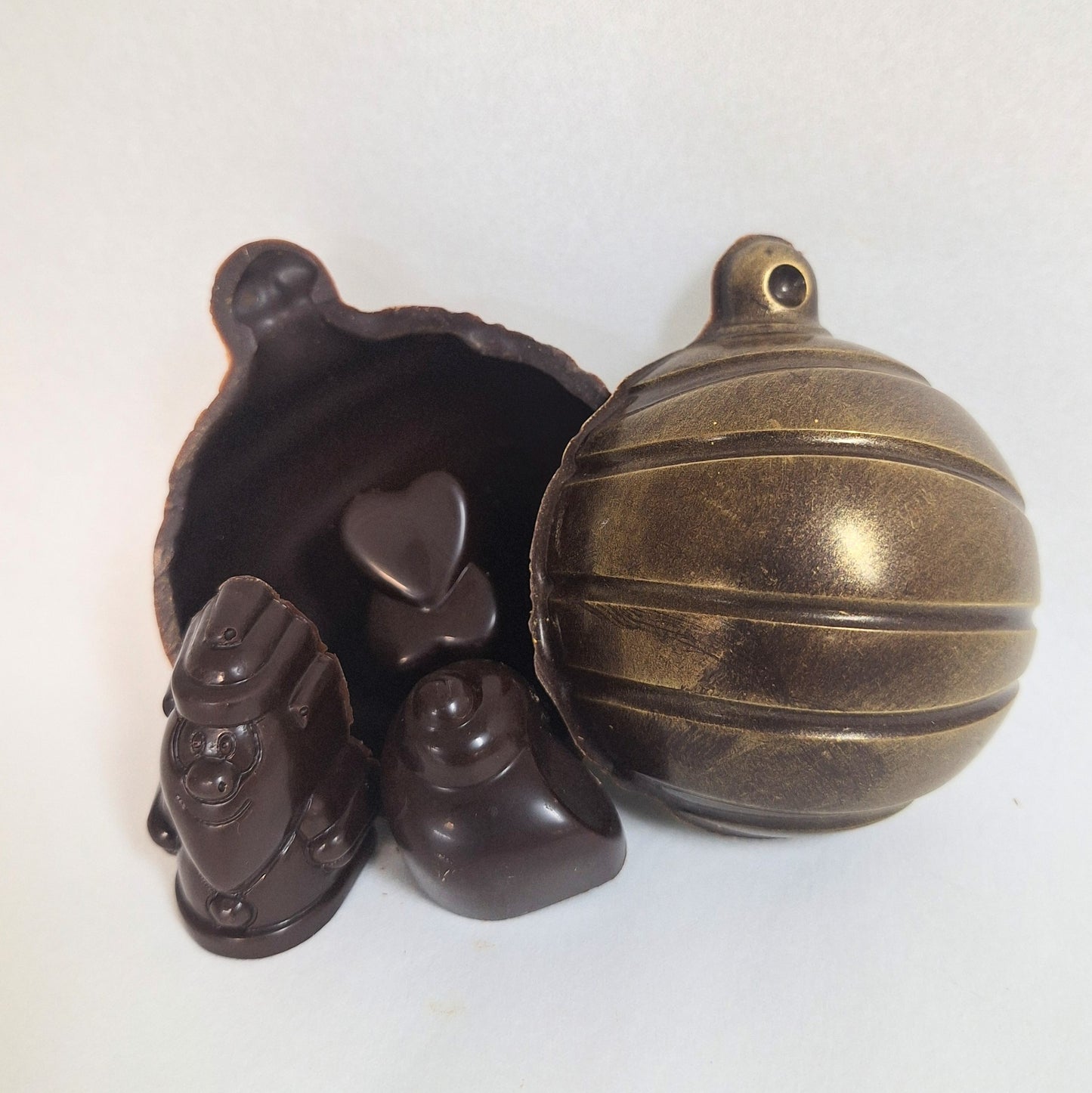 Boule de Noël remplie de 3 chocolats