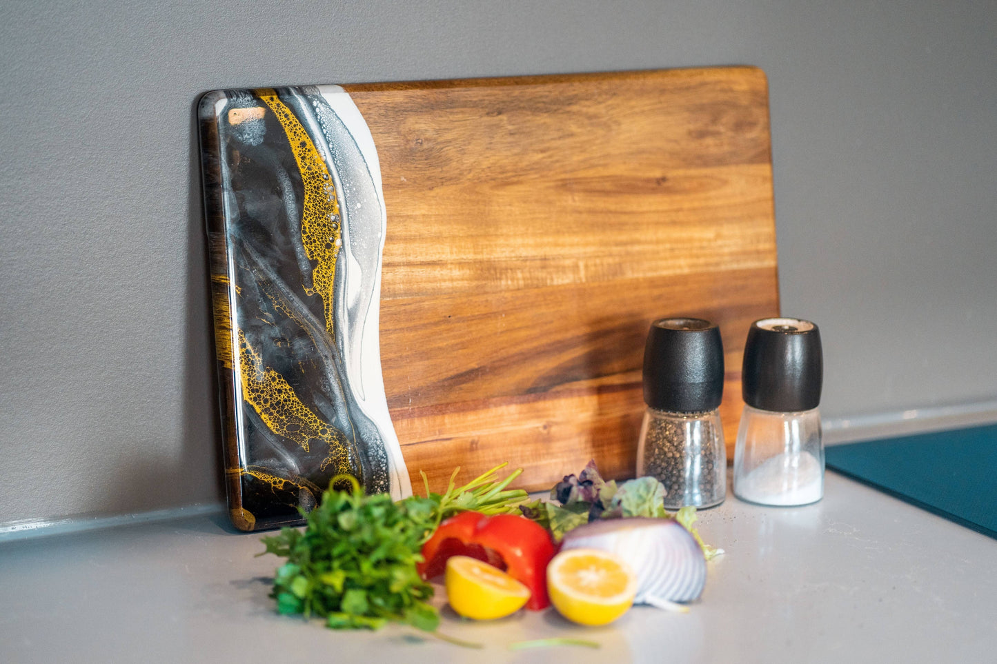 Planches à charcuterie en acacia en fin de série ! Profitez de 50 % de réduction !!!