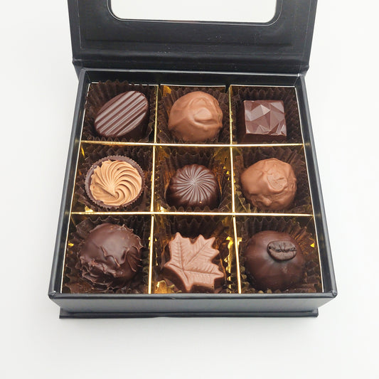 Boîte de 9 chocolats à couvercle magnétique